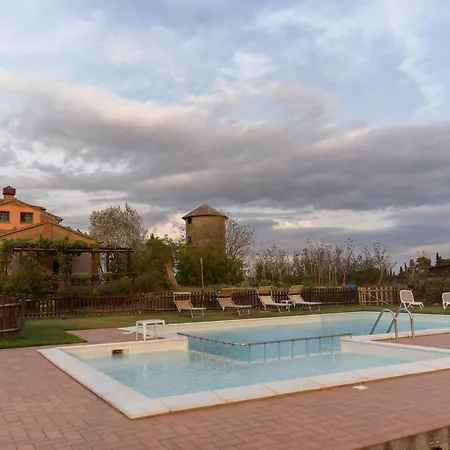 Semesterbostad Poggio Mille Castiglione del Lago